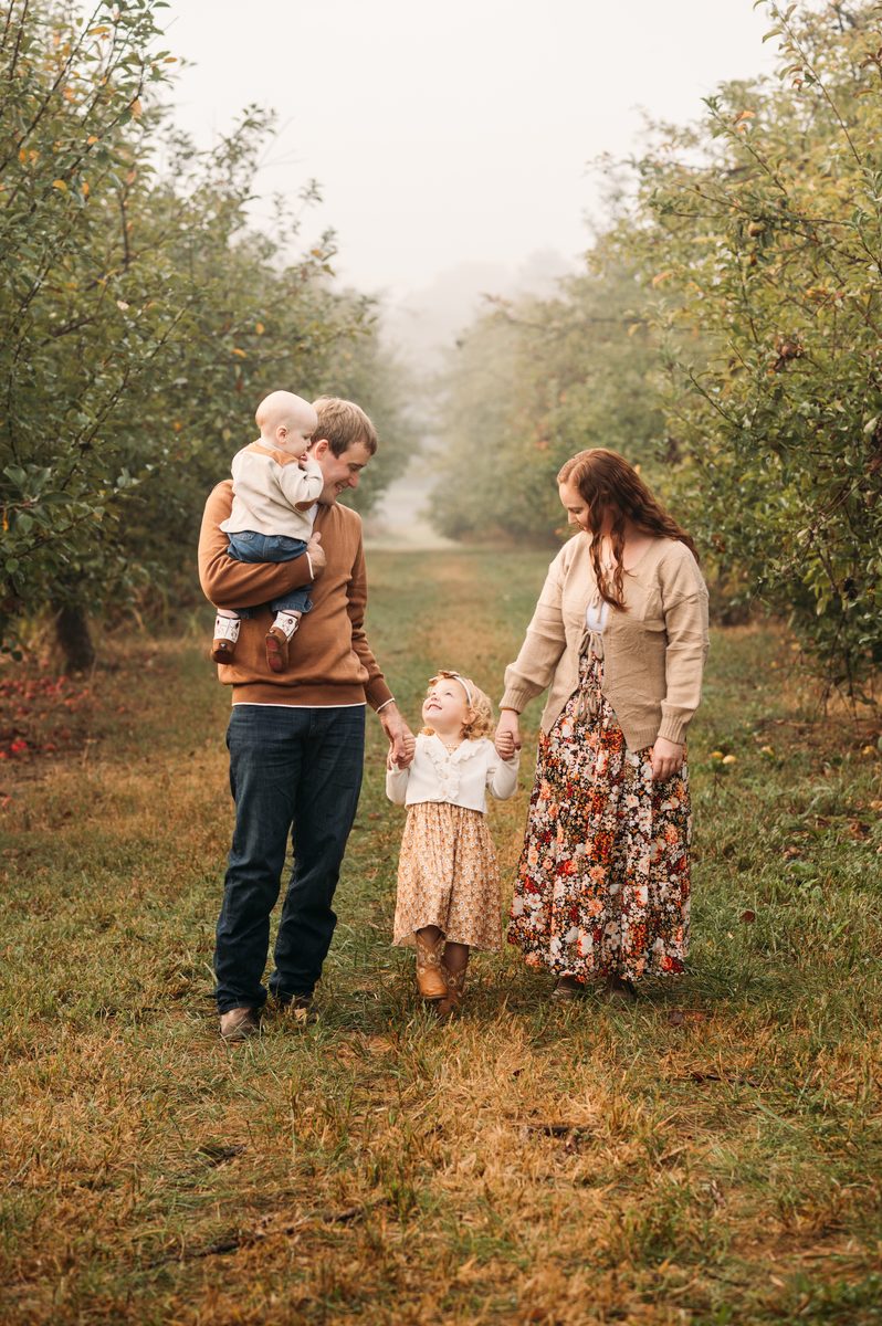 Rachel Cherry Photography family session in warm natural light near Kansas City — family photography in the Kansas City area