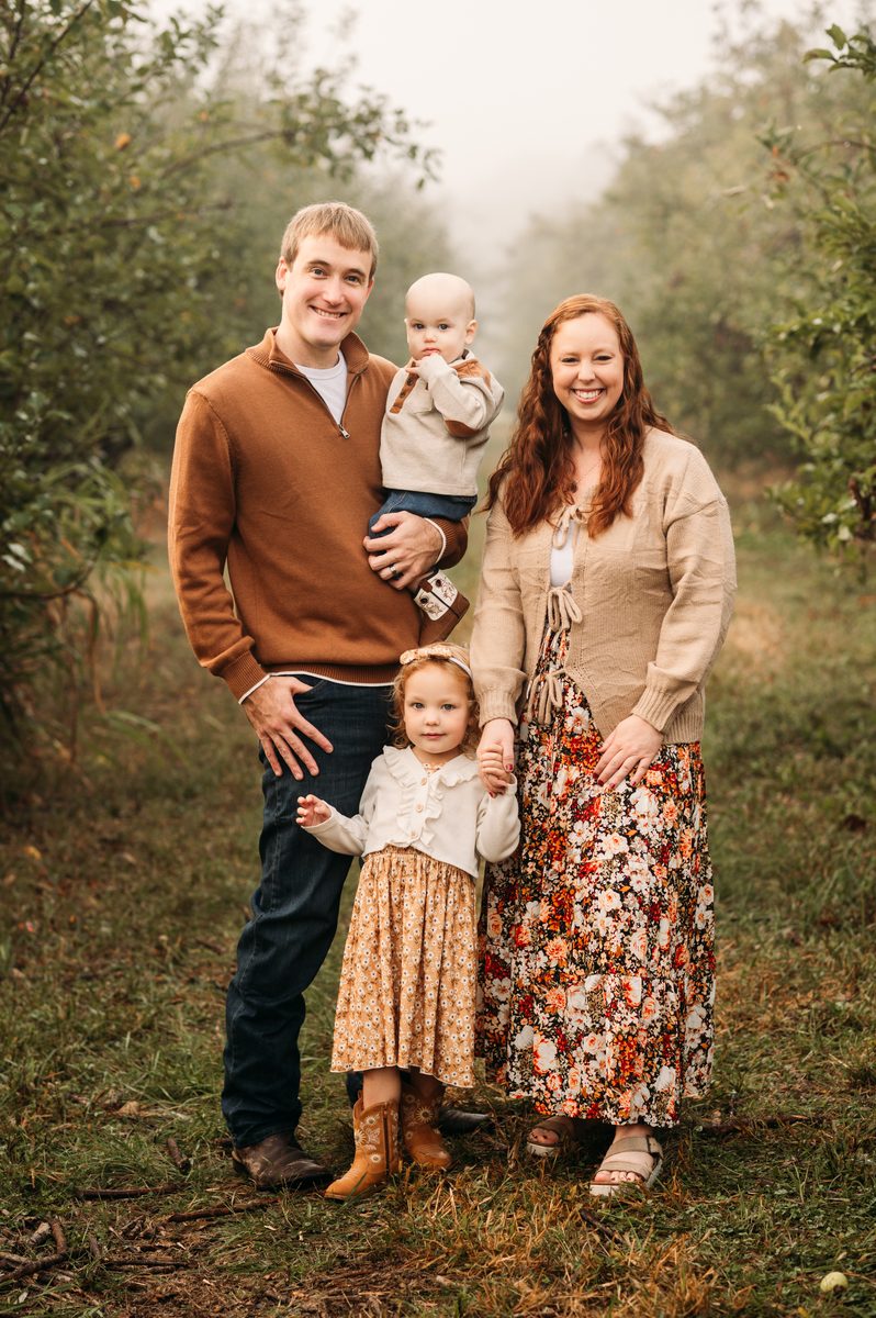 Rachel Cherry Photography family session in warm natural light near Kansas City — family photography in the Kansas City area