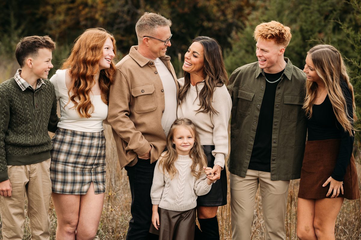 Rachel Cherry Photography family session in warm natural light near Kansas City — family photography in the Kansas City area